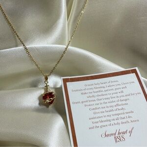 Sacred Heart of Jesus 18k gold necklace